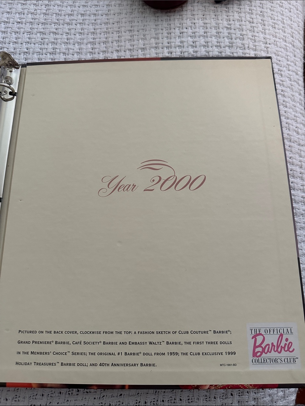 The Official Barbie Collector Binders - Picture 7 of 8